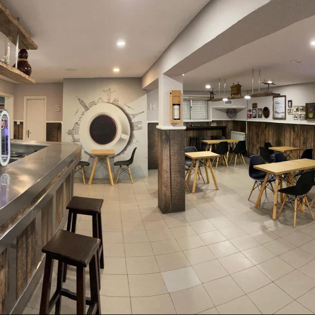 Caf&eacute; Madan&ccedil;os